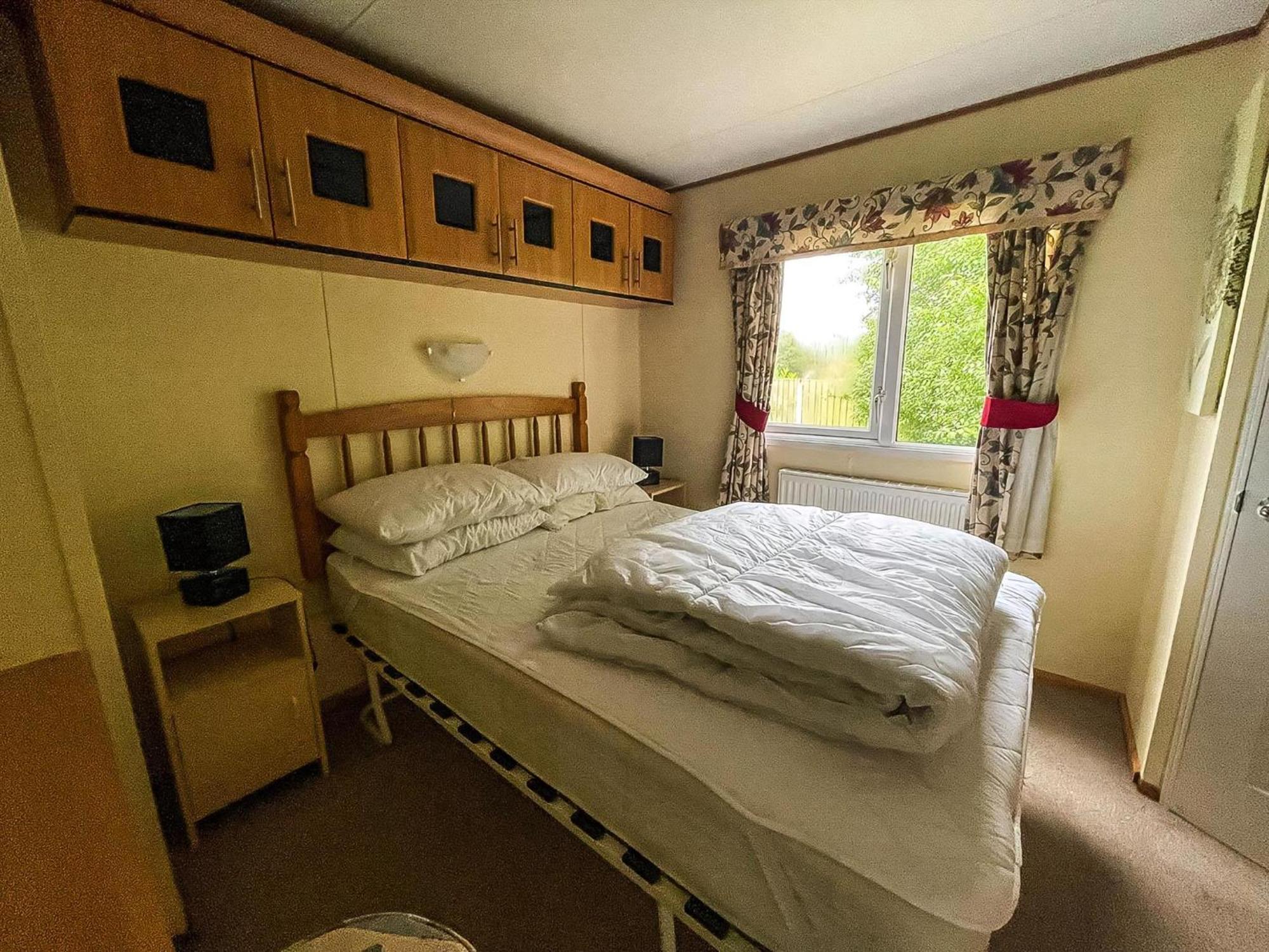 Great Dog Friendly Caravan To Hire With Field Views In Norfolk Ref 10132B Belton with Browston Екстер'єр фото